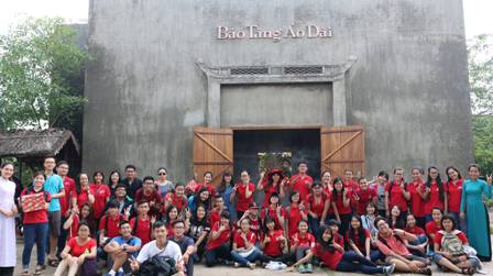 Chuyến tham quan Bảo tàng Áo dài Việt Nam năm 2015